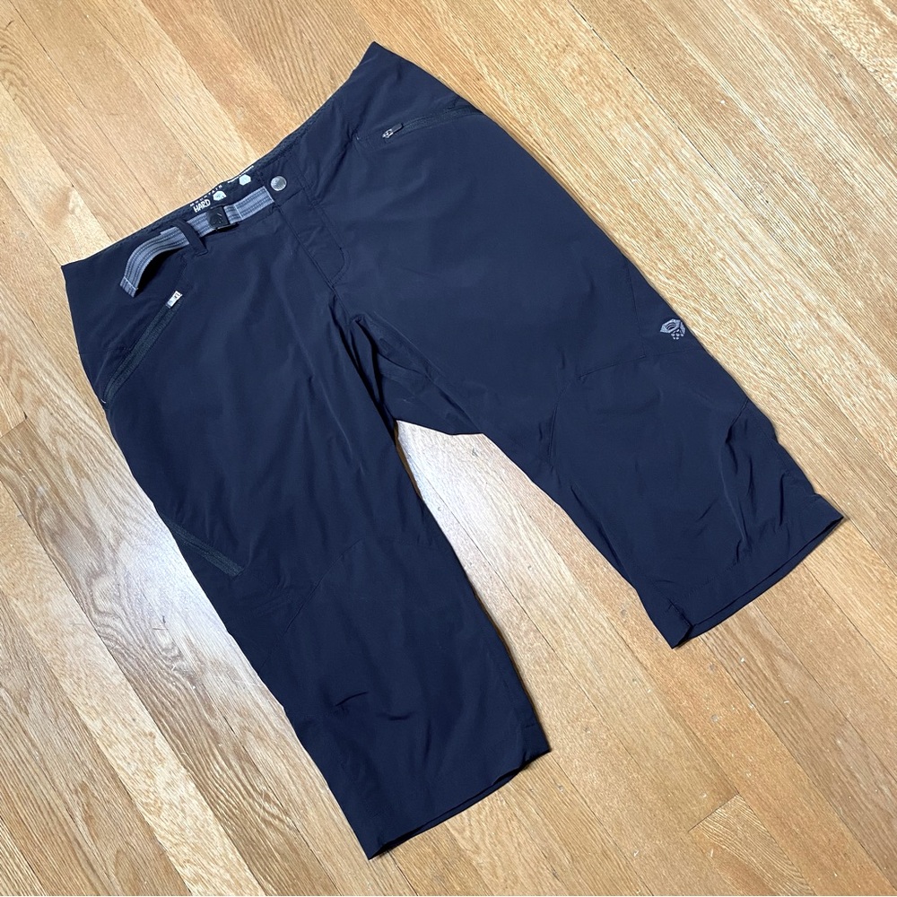 Mountain Hardwear Black Bermuda Cargo Hiking Shorts 6